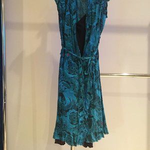 BILLABONG * MULTI-LAYERED RUFFLE DRESS * LARGE